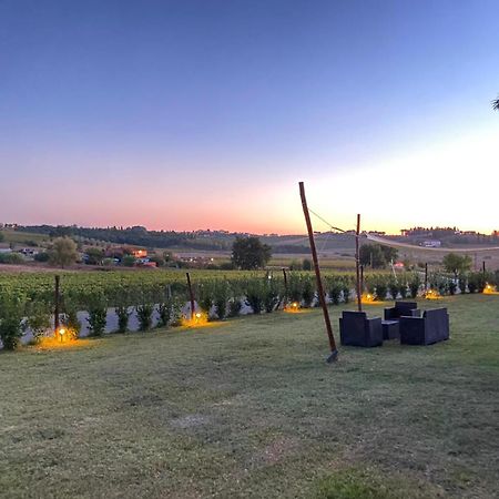 Podere La Vignata Toiano エクステリア 写真