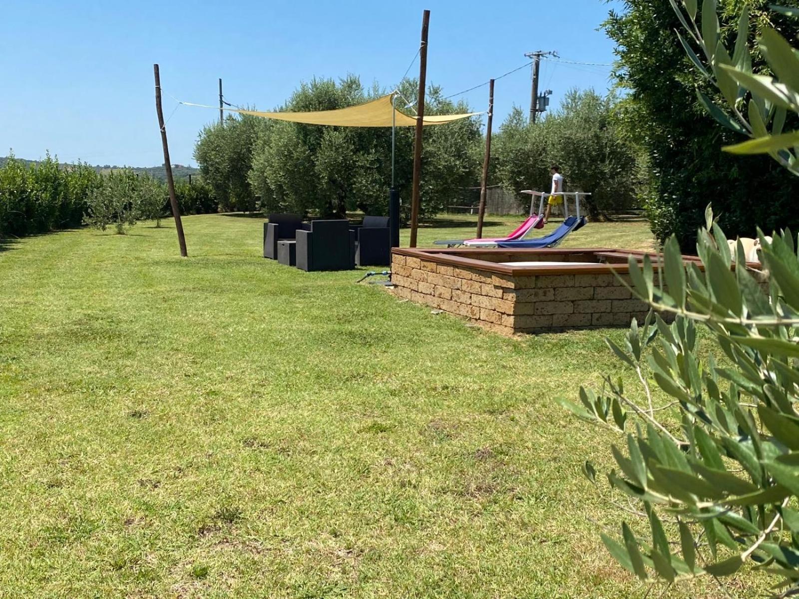 Podere La Vignata Toiano エクステリア 写真